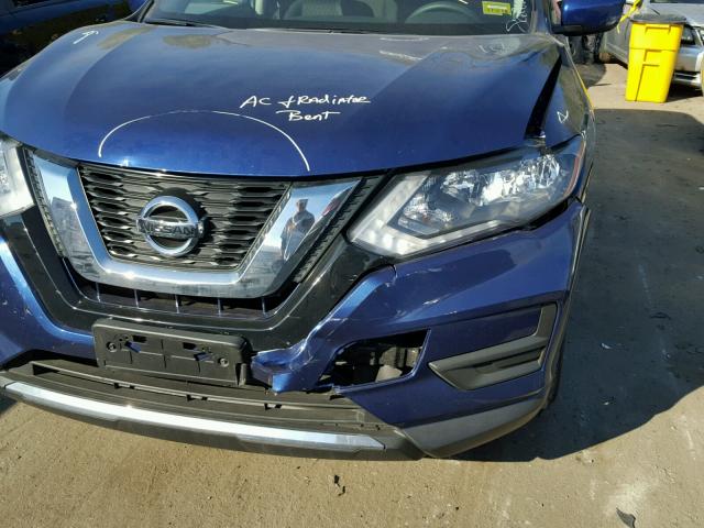 KNMAT2MV9HP568652 - 2017 NISSAN ROGUE S BLUE photo 9