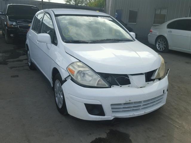 3N1BC13E37L446186 - 2007 NISSAN VERSA S WHITE photo 1