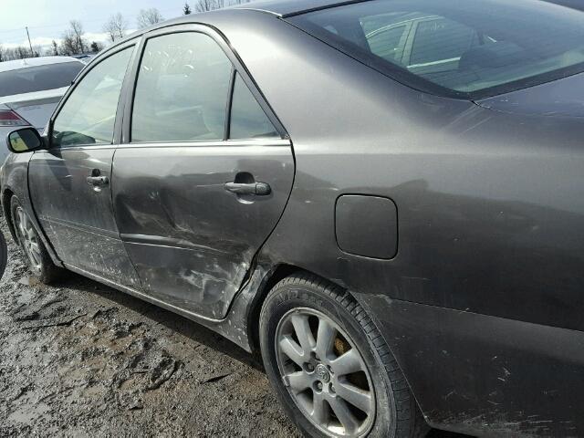 JTDBE32K730138603 - 2003 TOYOTA CAMRY LE GRAY photo 9