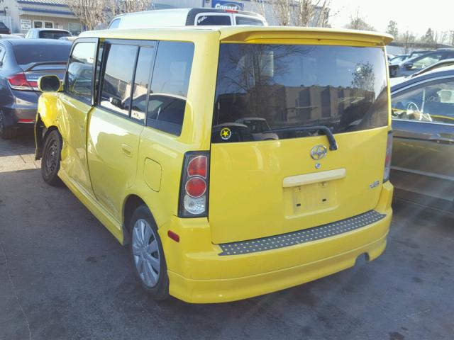 JTLKT324954015750 - 2005 TOYOTA SCION XB YELLOW photo 3