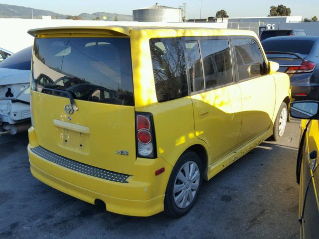 JTLKT324954015750 - 2005 TOYOTA SCION XB YELLOW photo 4