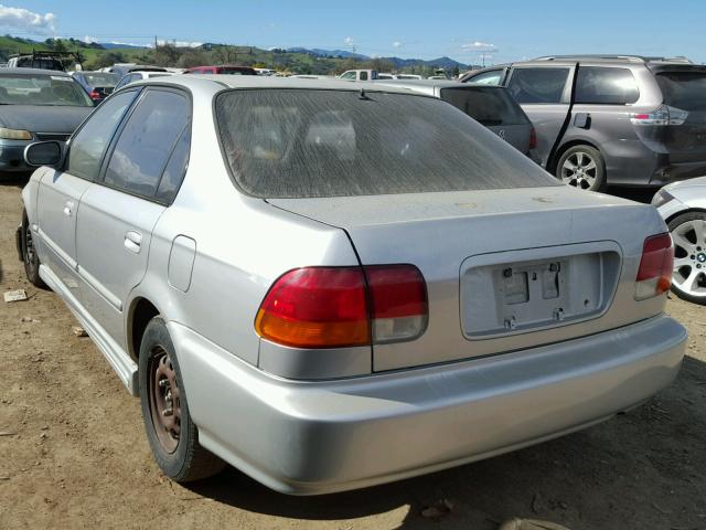 2HGEJ6622VH516881 - 1997 HONDA CIVIC DX SILVER photo 3