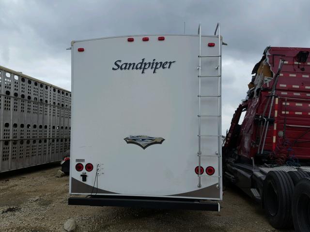 4X4FSAK26BJ025582 - 2011 WILDWOOD SANDPIPER WHITE photo 8