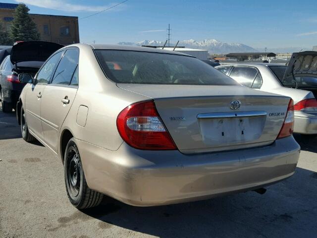 4T1BE32KX3U773321 - 2003 TOYOTA CAMRY LE GOLD photo 3