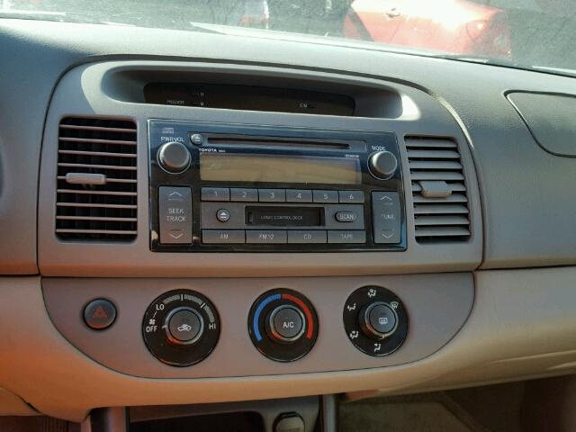 4T1BE32KX3U773321 - 2003 TOYOTA CAMRY LE GOLD photo 9