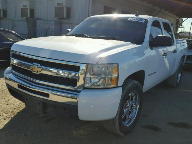 3GCEC23J29G285967 - 2009 CHEVROLET SILVERADO WHITE photo 2