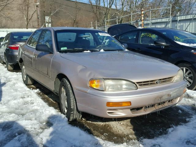 4T1SK11E3SU585635 - 1995 TOYOTA CAMRY DX TAN photo 1