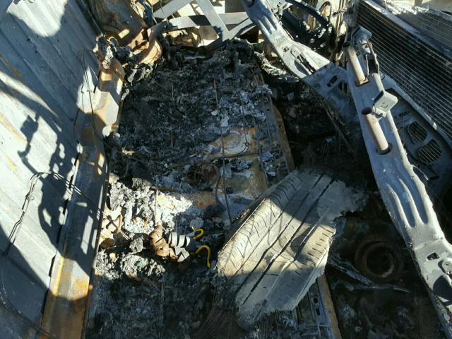 3VWCK21C33M411421 - 2003 VOLKSWAGEN NEW BEETLE 烧焦的 照片 6