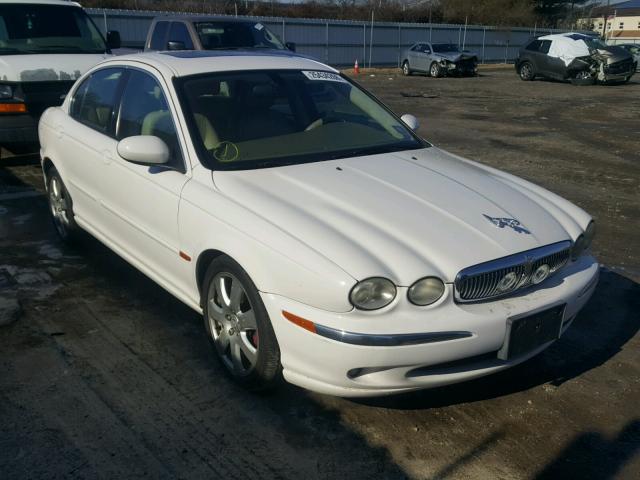 SAJEA51C74WD60284 - 2004 JAGUAR X-TYPE 3.0 WHITE photo 1