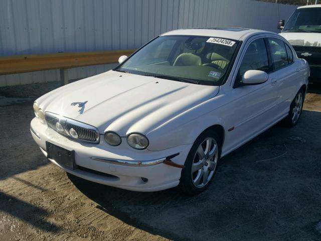 SAJEA51C74WD60284 - 2004 JAGUAR X-TYPE 3.0 WHITE photo 2