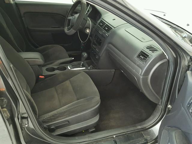 3FAHP07Z97R135769 - 2007 FORD FUSION SE GRAY photo 5