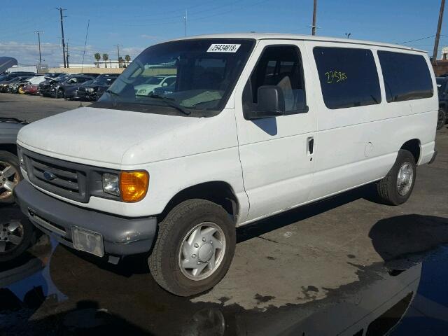 1FMNE11W27DA55127 - 2007 FORD ECONOLINE WHITE photo 2