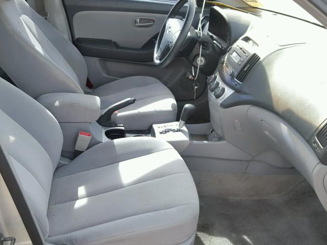 KMHDU46D57U071989 - 2007 HYUNDAI ELANTRA GL SILVER photo 5