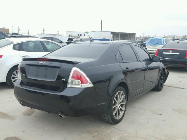 3FAHP07168R228535 - 2008 FORD FUSION SE BLACK photo 4