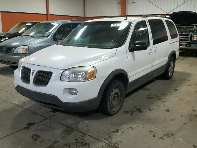 1GMDX33L55D201506 - 2005 PONTIAC MONTANA SV WHITE photo 2