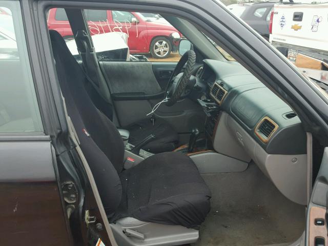 JF1SF65602H707102 - 2002 SUBARU FORESTER S შავი ფოტო 5