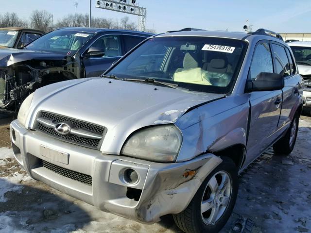 KM8JM12B15U098836 - 2005 HYUNDAI TUCSON GL GRAY photo 2