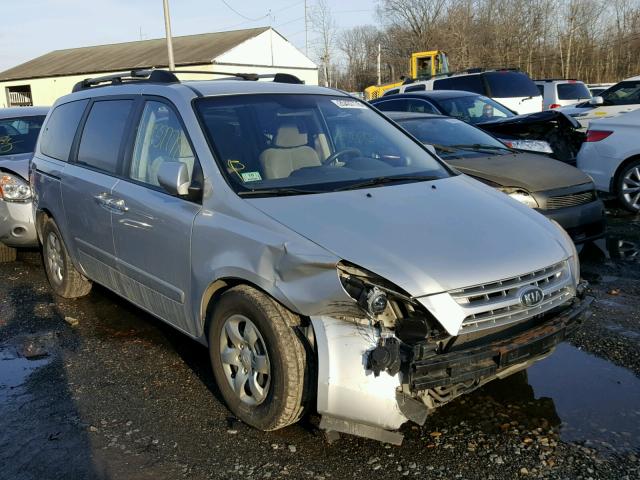 KNDMB233386198238 - 2008 KIA SEDONA EX SILVER photo 1