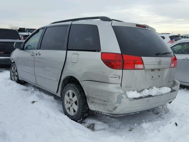 5TDZA22C24S108890 - 2004 TOYOTA SIENNA XLE SILVER photo 3