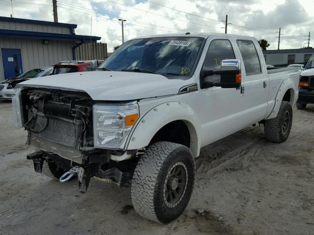 1FT7W2BT8EEB50318 - 2014 FORD F250 SUPER WHITE photo 2