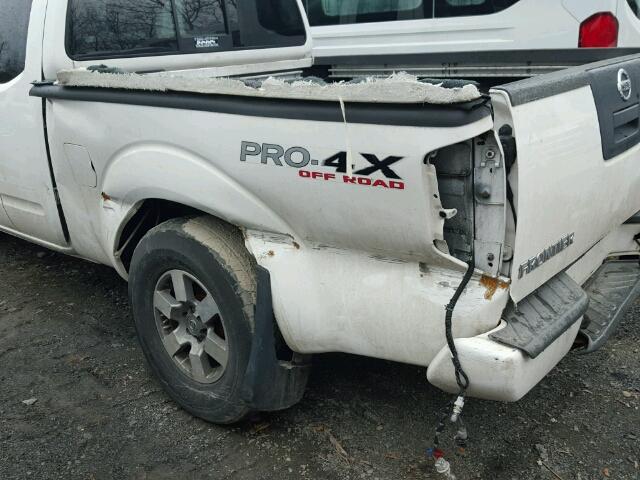 1N6AD0CW5BC426550 - 2011 NISSAN FRONTIER S WHITE photo 9