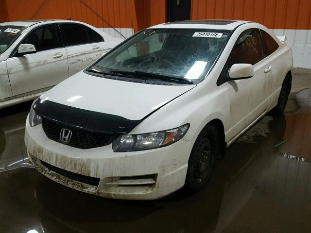 2HGFG1B69AH007654 - 2010 HONDA CIVIC LX WHITE photo 2