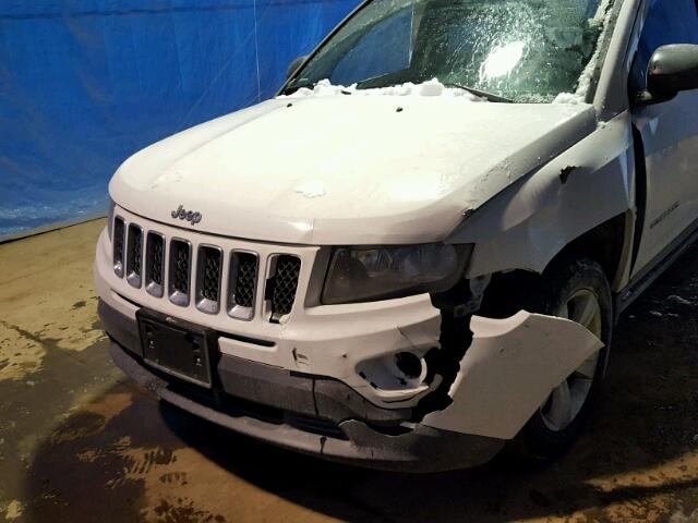 1C4NJCBA5GD788724 - 2016 JEEP COMPASS SP WHITE photo 9