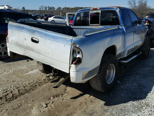 1B7GG23X2VS133594 - 1997 DODGE DAKOTA BLUE photo 4