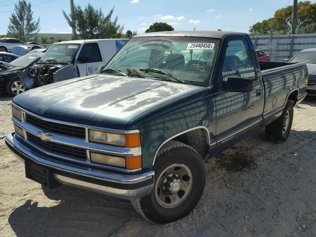 1GCGC24R5VZ168360 - 1997 CHEVROLET GMT-400 C2 GREEN photo 2