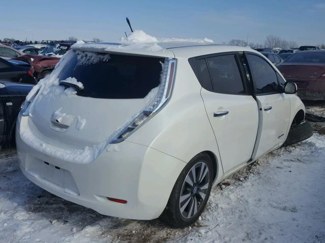 1N4AZ0CP1DC419696 - 2013 NISSAN LEAF S WHITE photo 4