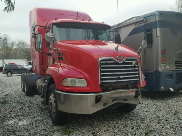 1M1AK07Y55N003447 - 2005 MACK 600 CXN600 RED photo 1