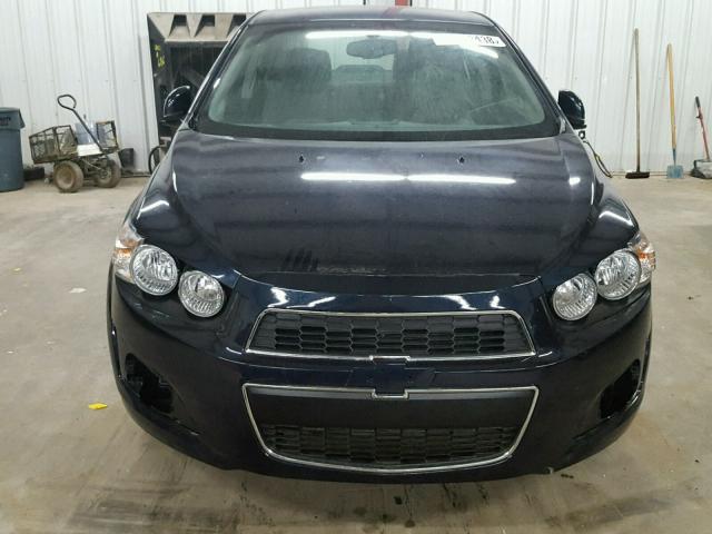 1G1JA5SH1F4169276 - 2015 CHEVROLET SONIC LS BLUE photo 9