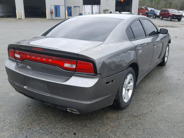 2C3CDXBG3CH295720 - 2012 DODGE CHARGER SE GRAY photo 4