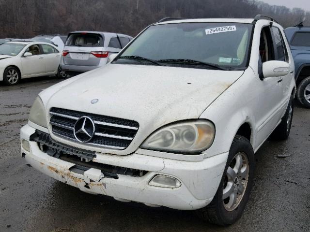 4JGAB75E52A331998 - 2002 MERCEDES-BENZ ML 500 WHITE photo 2