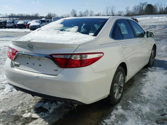 4T1BF1FK0FU097008 - 2015 TOYOTA CAMRY LE WHITE photo 4