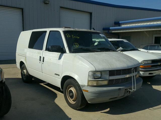 1GCDM19W8WB188590 - 1998 CHEVROLET ASTRO WHITE photo 1