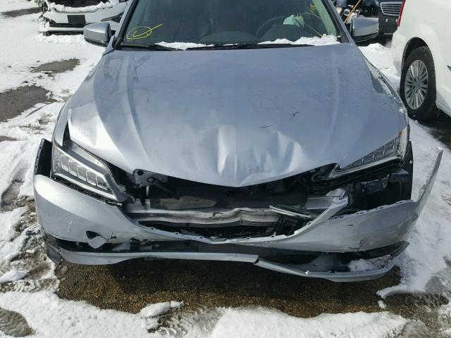 19UUB2F55GA001676 - 2016 ACURA TLX TECH SILVER photo 9