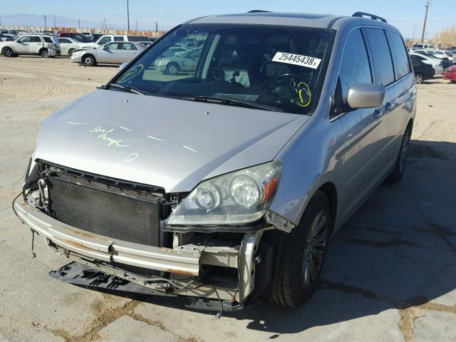 5FNRL38886B126157 - 2006 HONDA ODYSSEY TO SILVER photo 2