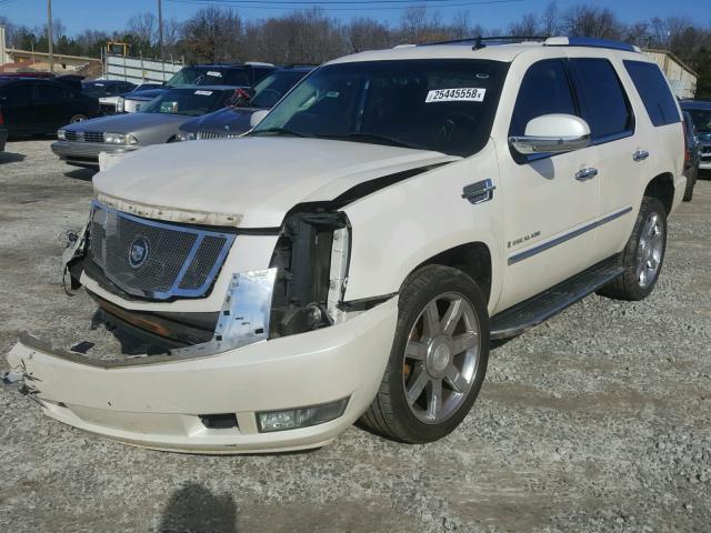 1GYFK63858R107085 - 2008 CADILLAC ESCALADE L WHITE photo 2