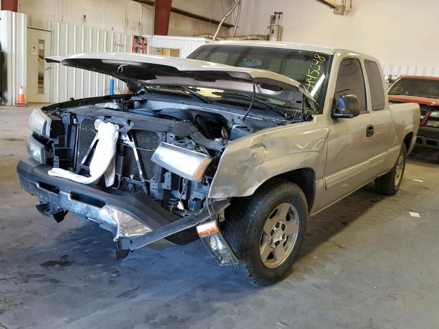 2GCEC19T351283683 - 2005 CHEVROLET SILVERADO SILVER photo 2