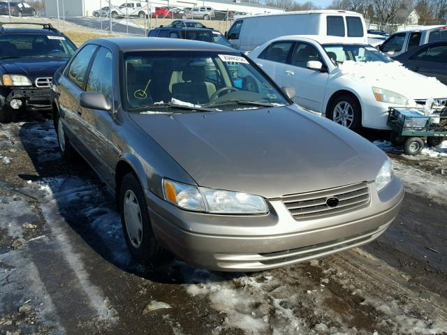 4T1BG22K8XU476624 - 1999 TOYOTA CAMRY CE TAN photo 1