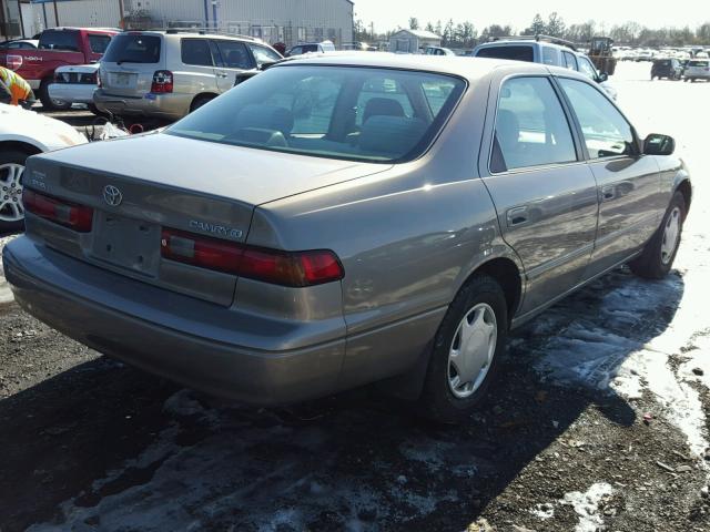 4T1BG22K8XU476624 - 1999 TOYOTA CAMRY CE TAN photo 4