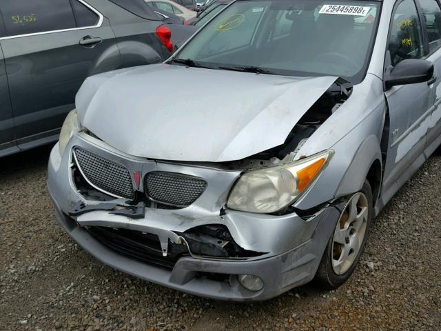 5Y2SL65877Z403996 - 2007 PONTIAC VIBE SILVER photo 9