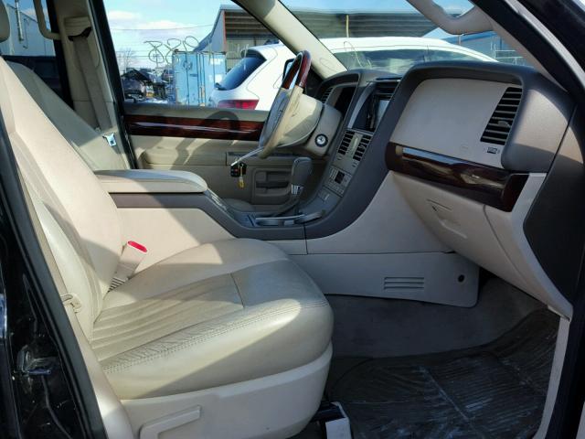 5LMEU88H54ZJ20986 - 2004 LINCOLN AVIATOR 黑色 照片 5