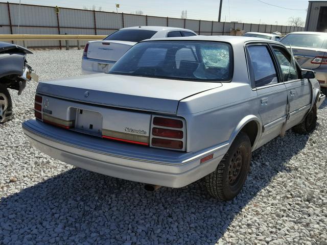 1G3AG55N0P6368297 - 1993 OLDSMOBILE CUTLASS CI SILVER photo 4