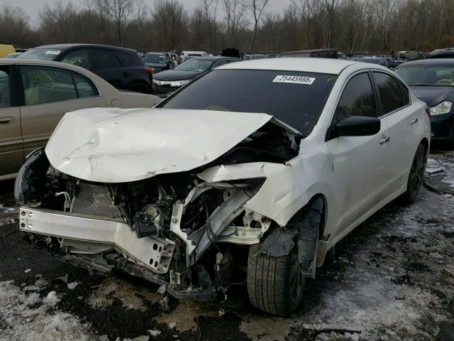 1N4AL3AP5HC245661 - 2017 NISSAN ALTIMA 2.5 WHITE photo 2