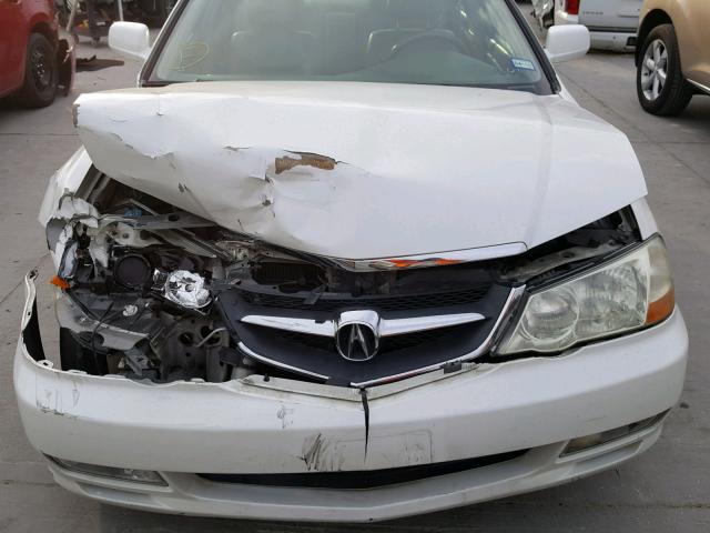 19UUA56602A032291 - 2002 ACURA 3.2TL WHITE photo 9