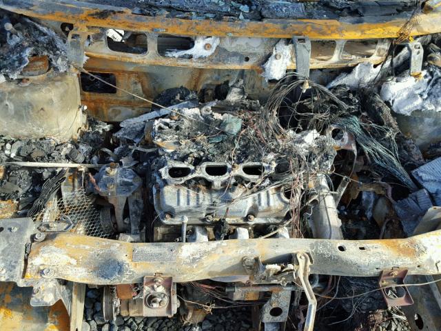 2C8GT64LX2R785762 - 2002 CHRYSLER TOWN & COU BURN photo 7