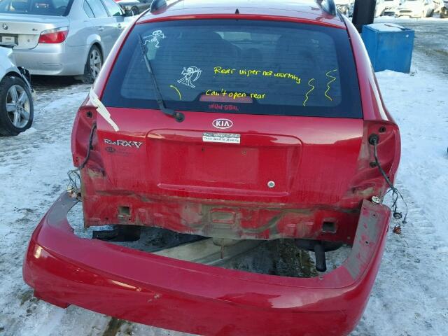 KNADC165156243058 - 2005 KIA RIO CINCO RED photo 9