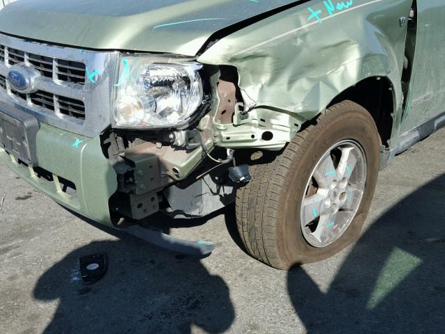 1FMCU03138KE62067 - 2008 FORD ESCAPE XLT GREEN photo 9